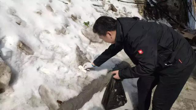 【華山西峰索道】太華索道公司組織干部職工開展學(xué)雷鋒志愿服務(wù)活動(dòng)(圖12)