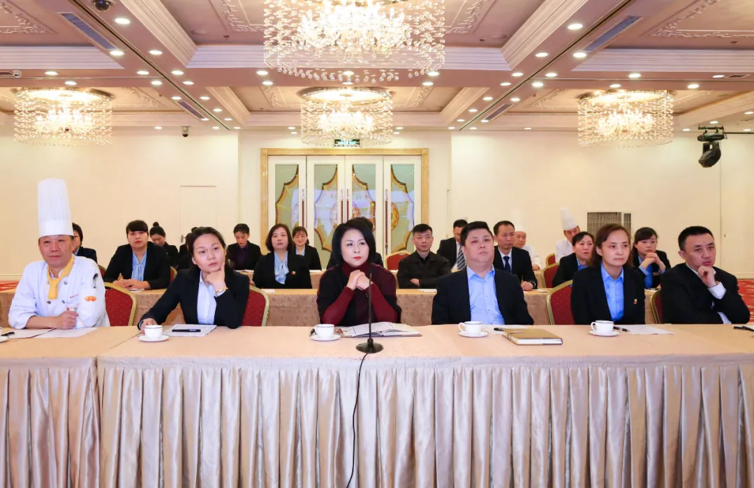 西安唐樂(lè)宮召開(kāi)2021年銷(xiāo)售團(tuán)隊(duì)業(yè)務(wù)能力考評(píng)會(huì)(圖3)