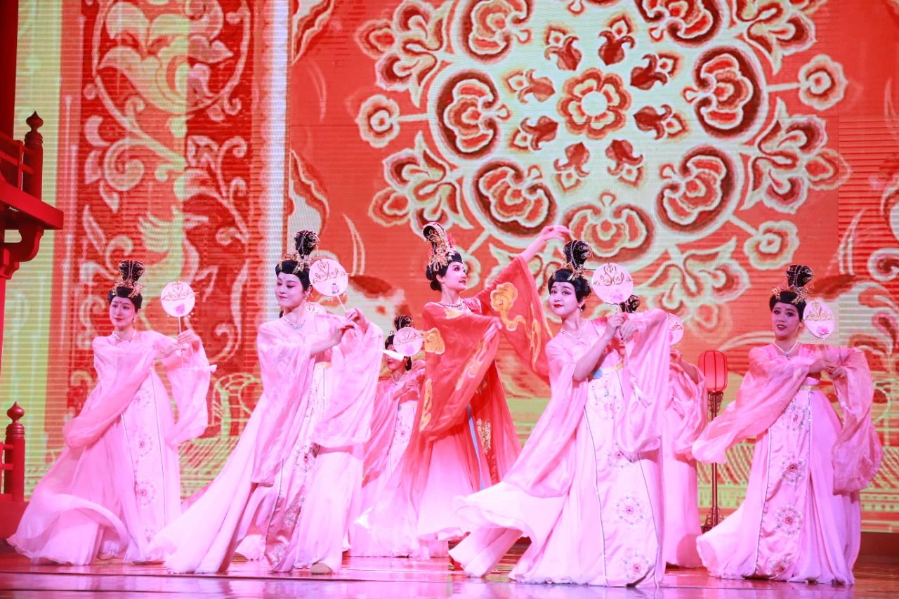 喜迎雙節(jié)丨唐樂宮驚喜不斷，“餅”承心意，以禮相待(圖8)